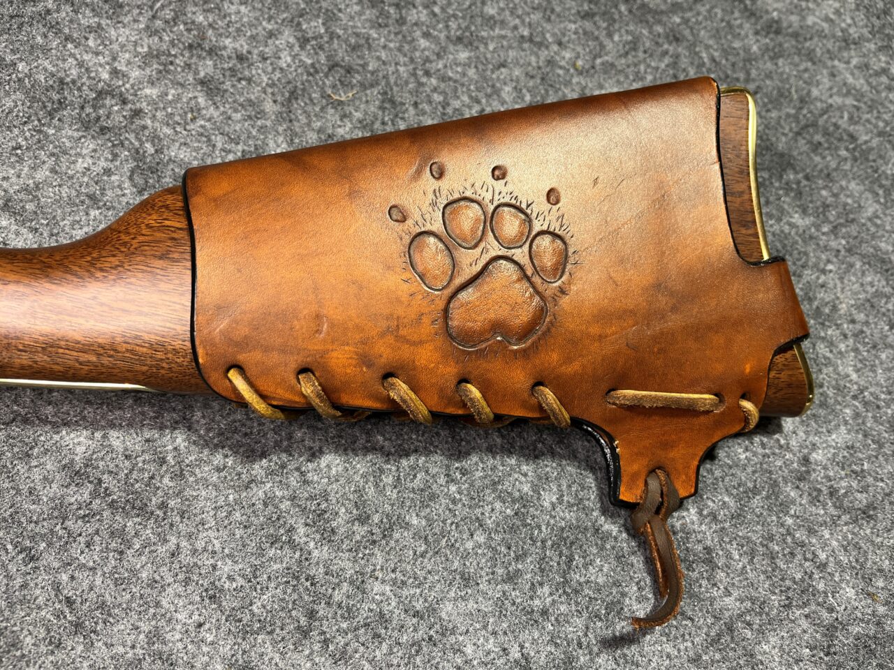 buttstock-cover-henryrifle-dogpaw