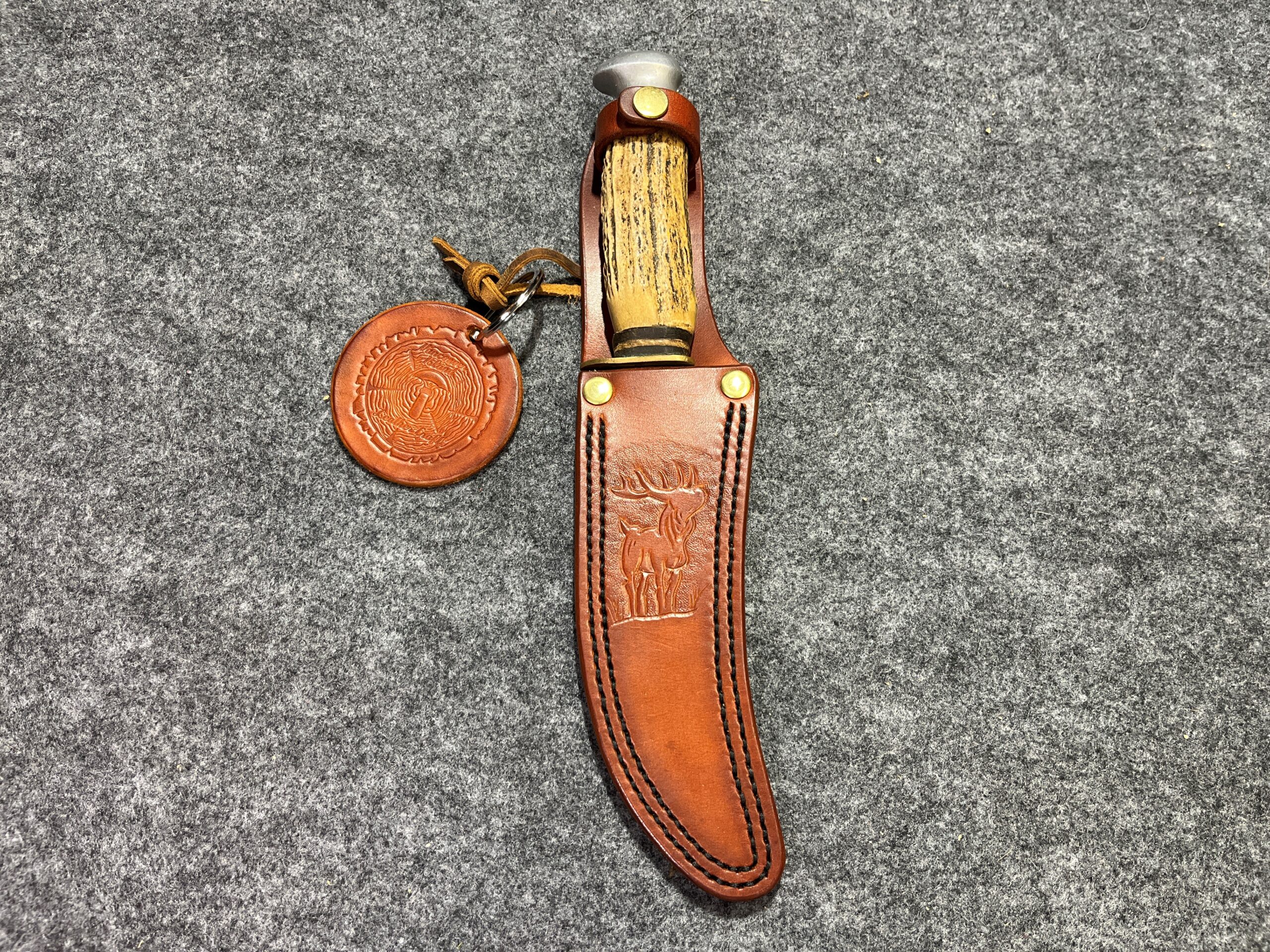 elk-knife-sheath-keychain